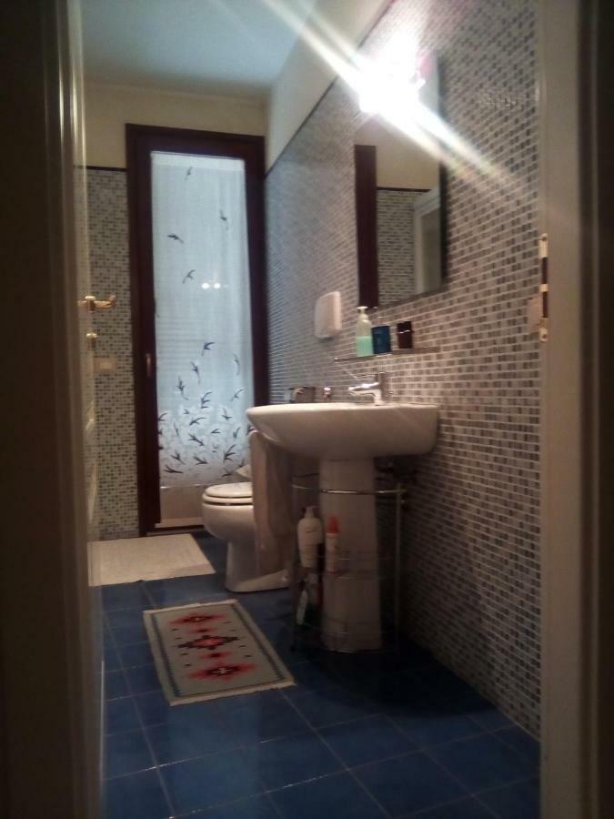 B&B Zia Lelly ฟาโน ภายนอก รูปภาพ